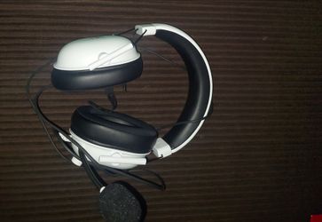 Razor gaming headset (obo)