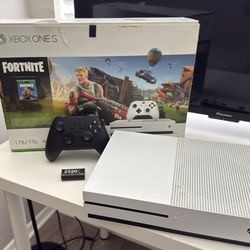 Xbox One S 1TB storage