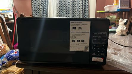 1momth of use microwave asking $35 obo