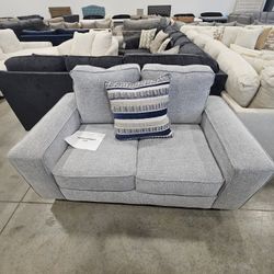 New Furniture Warehouse Sale