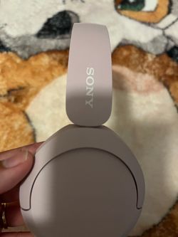 Sony WHCH520 Bluetooth Wireless Over-Ear Headphones, Pink Adjustable Headband