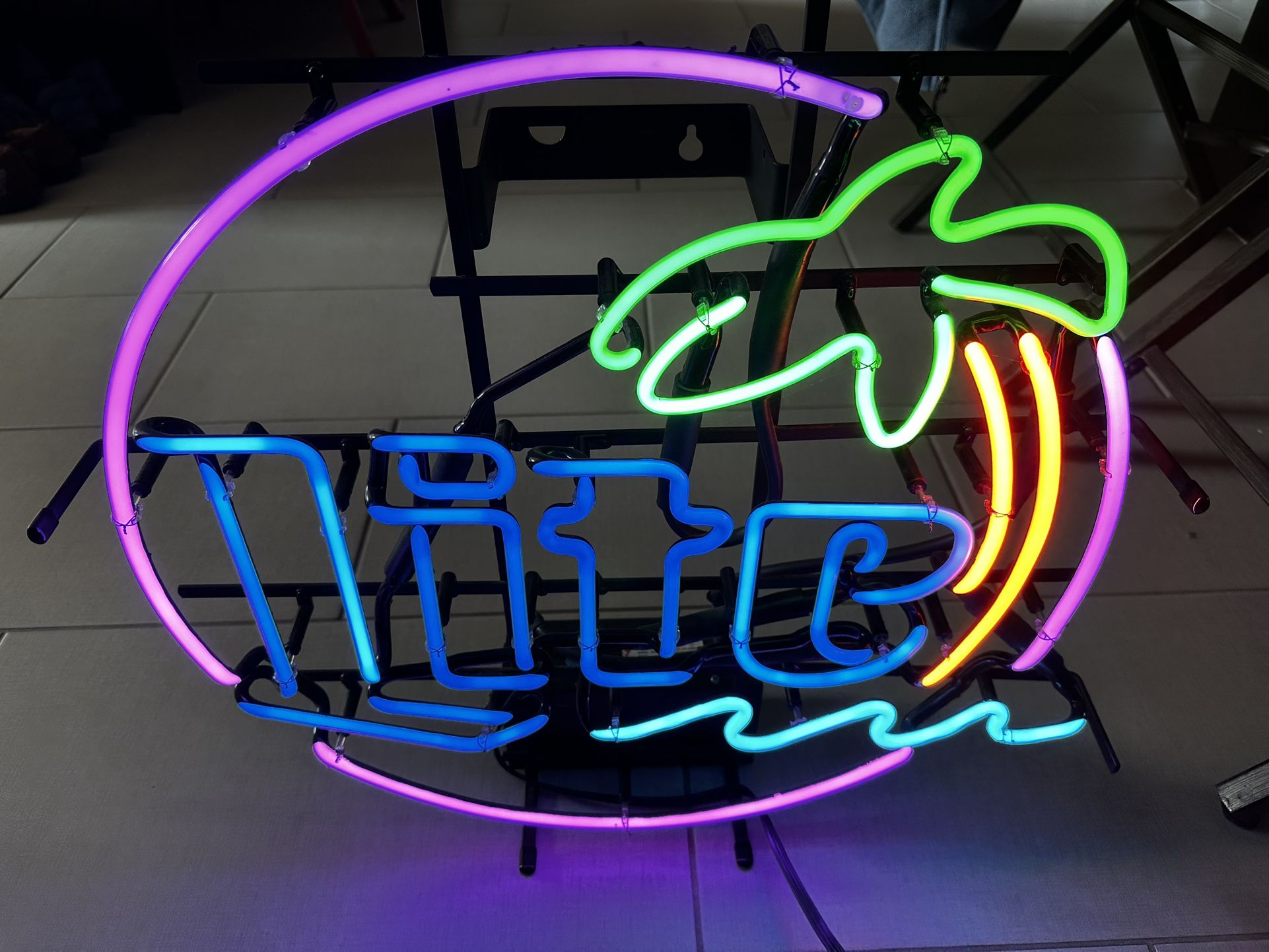 Vintage Neon Beer Light