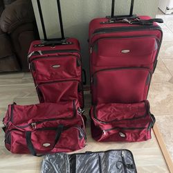 4 Piece Luggage Set/ 4 Piece Now / Large Suitcase Gone .