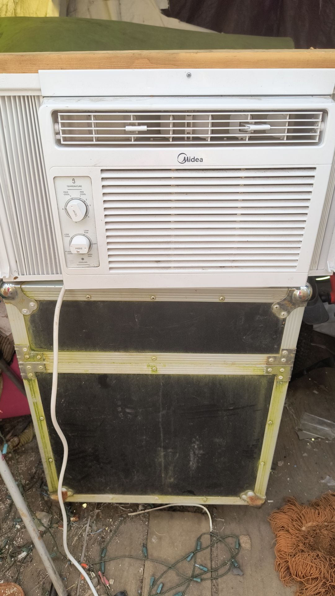 Midea 5000 but window air conditioner