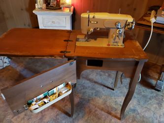 Riccar Sewing machine table