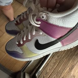 High Nike Women’s Dunks 