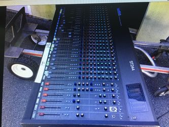 Soundtech ST244 24チャンネルミキサー Sound-tech Professional Mixing Console 24 x 4 ST244 for Sale