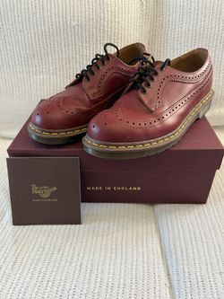 DR. Martens MIE
