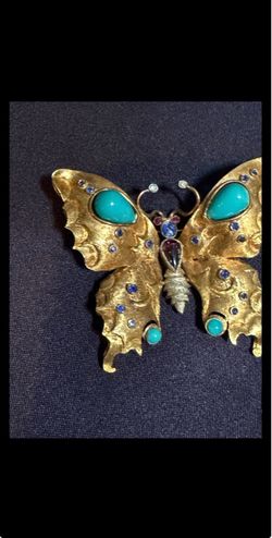 Vintage 18K 750 Gold Butterfly Brooch Italy Turquoise Cabochons 26 Grams