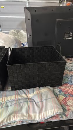 Storage bins