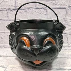 BLACK CAT BUCKET