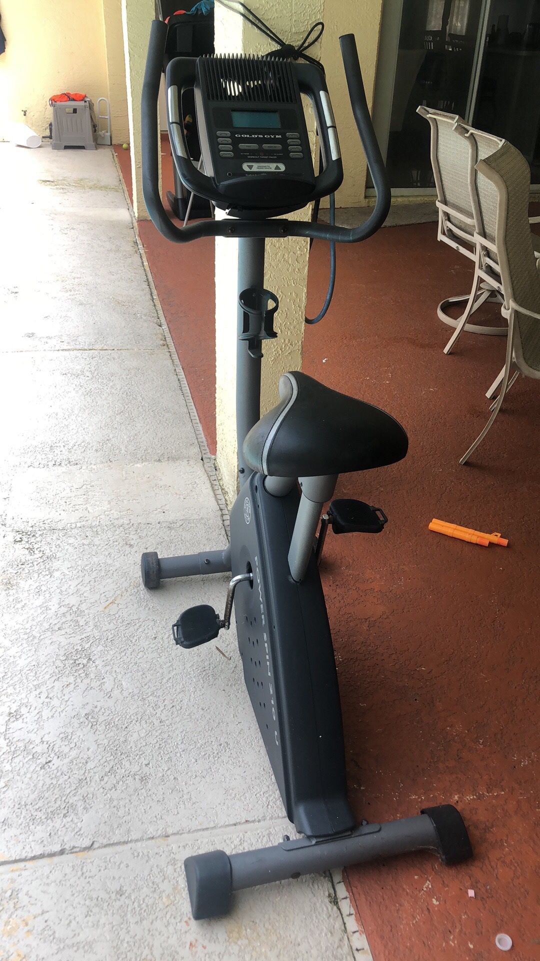 Gold’s Gym Exercise Bike