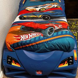 Hot wheels bed frame
