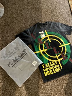 Bullseye vale tee