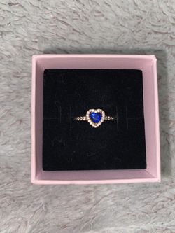 Pandora gold heart promise ring size: 8
