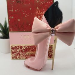 Carolina Herrera
 
Good Girl Blush Bowtastic Collector's Edition Eau de Parfum

2.7 fl 