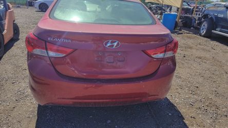 2012 Hyundai Elantra for parts