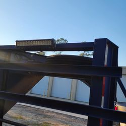 30 FT Gooseneck Trailer