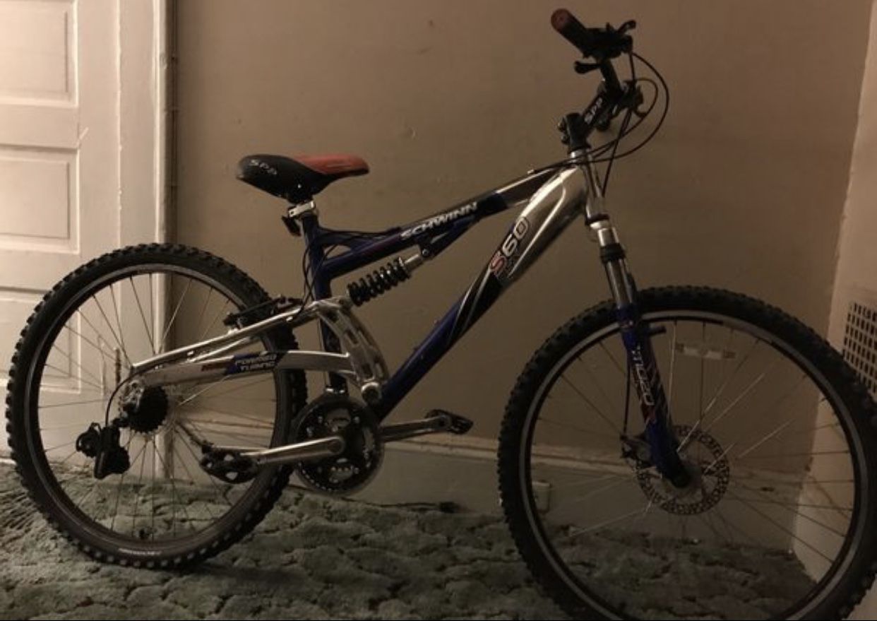 Schwinn S60 DSX Missing Chain BIKE for Sale in Bridgeport CT OfferUp