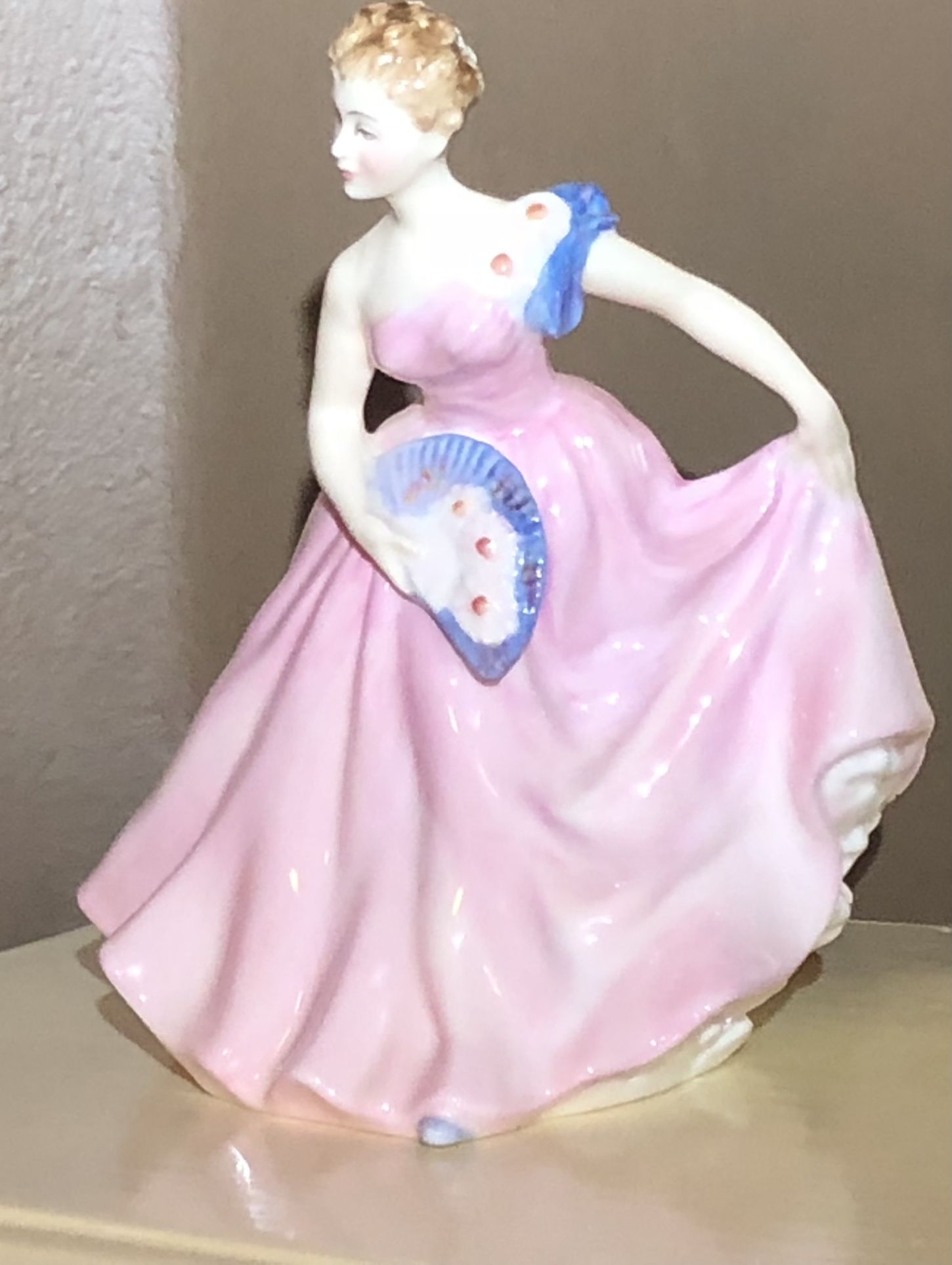 Royal Doulton/Doulton & Co Limited Figurines 