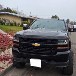 2018 Chevy Silverado Lifted!!!  60k Miles 