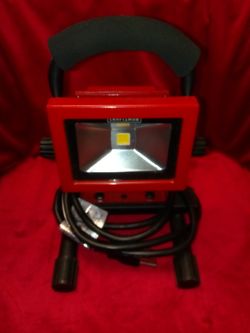 Craftsman led flood light