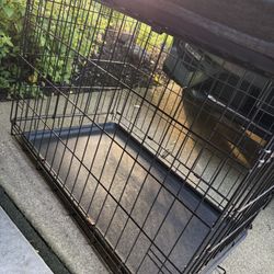 Medium Dog Crate with Comfort Bed Size 30x22x19”! Easily collapses! 