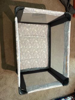 Graco Pack ‘n Play Portable Playard