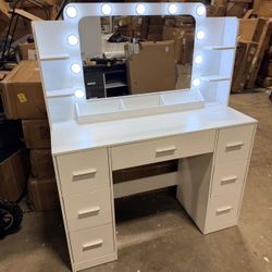 Makeup desk with large mirror and lights / white $160  