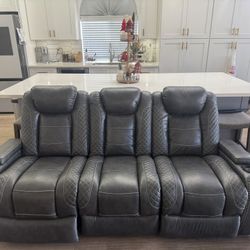 Movie Theater Style 3 Seat Recliner