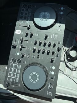 Pioneer DJ DDJ-FLX4 DJ Controller