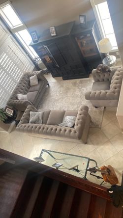 Sofa set