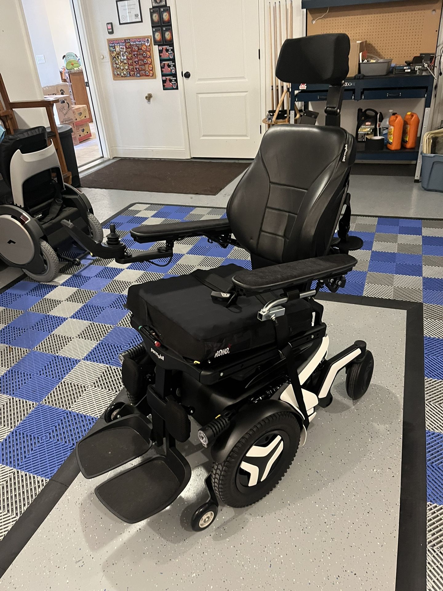 F3 Corpus Power Wheelchair Fully loaded