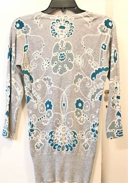 Monique Sweater Size Small