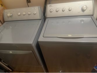 Matching Whirlpool Gold Washer & Dryer Set