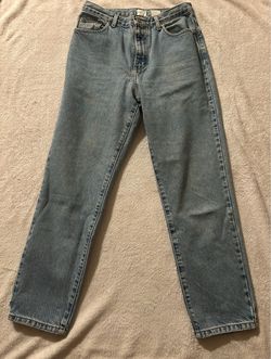 size 10 women’s calvin klein jeans.