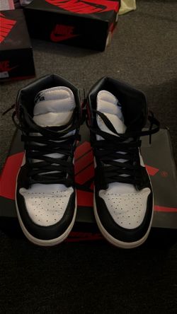WMNS Air Jordan 1 high OG Size 12 Women