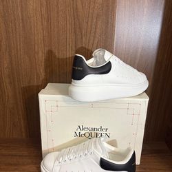 Alexander MCQUEEN  sneakers