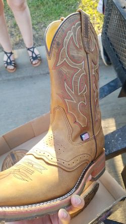 Male cowboy boots , Botas size 7