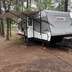 2017 Coleman Lantern Cammper