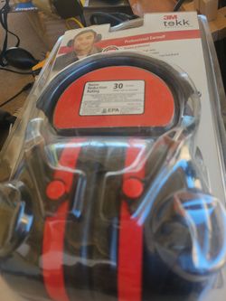 Earmuffs professional 3M, 30dec, Unused unopened, Excellent Condition, E MESA