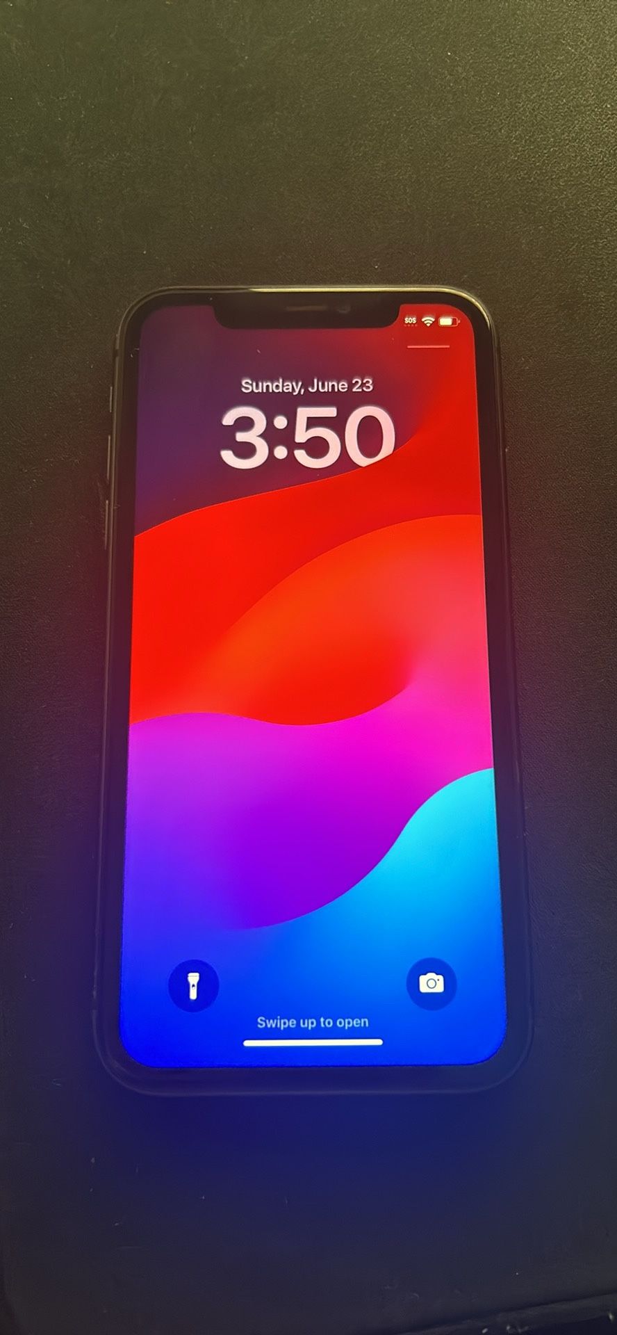 iPhone 11 Back Glass Cracked AT&T