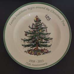 Spode Christmas Tree 75th Anniversary Plates Set of 12