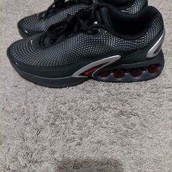 Nike Air Max Dn Size Mens 11.5
