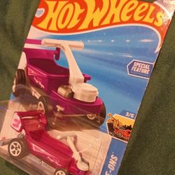 Draggin' Wagon Hot Wheels Diecast 