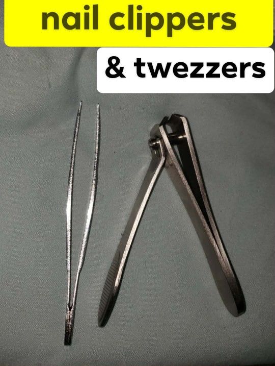🩷 Nail Clippers & Tweezers - Still Available