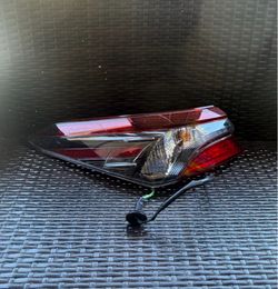 2018 2019 2020 2021 2022 2023 2024 Toyota Camry Left Driver Side Tail Light OEM