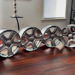 2019 Jeep Wrangler JL 17" OEM Wheel Rim