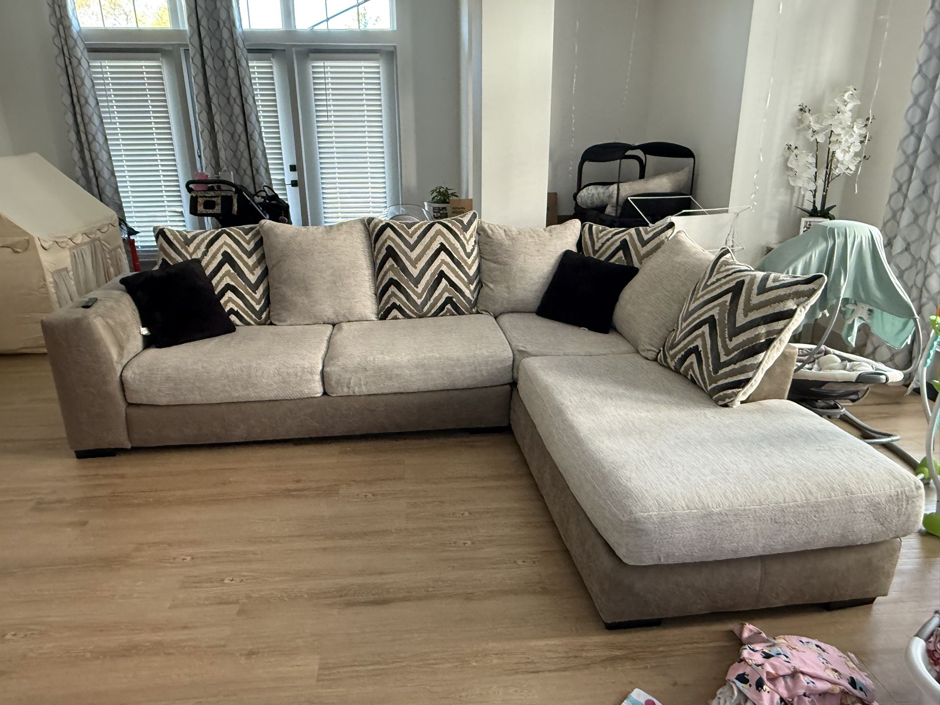 Sectional sofa