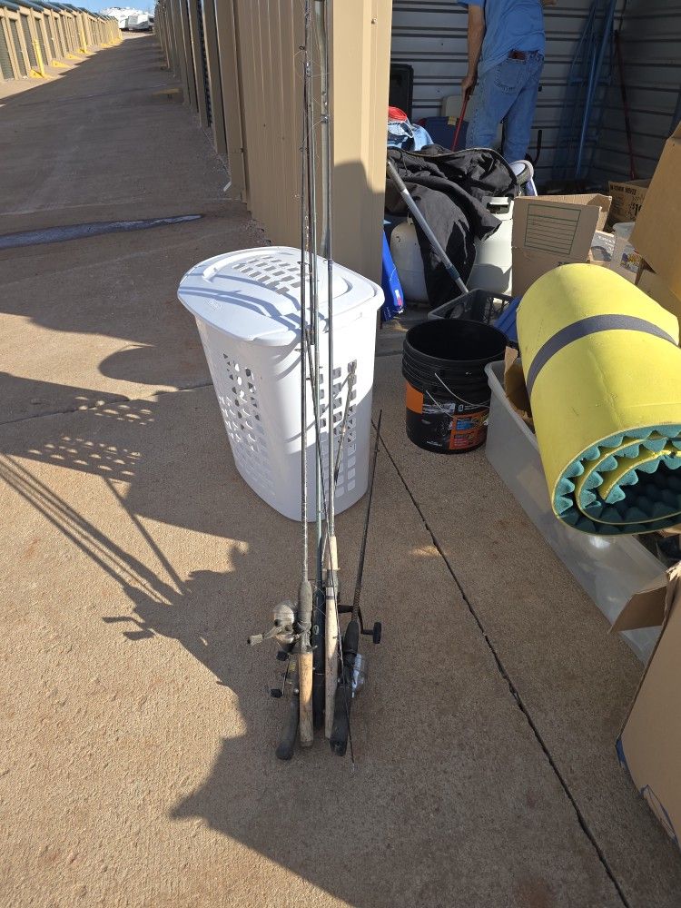 5 Full Rods And Reels
